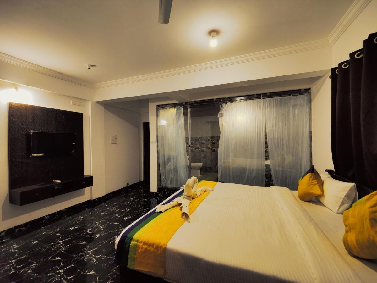 Hotel Innovation Inn Бага Екстериор снимка